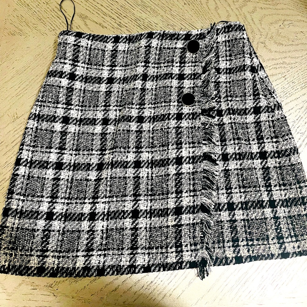 Beautiful mini skirt ideal for using this Valentins day